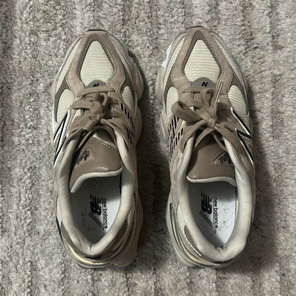 New Balance 9060 - Picture 4 of 6